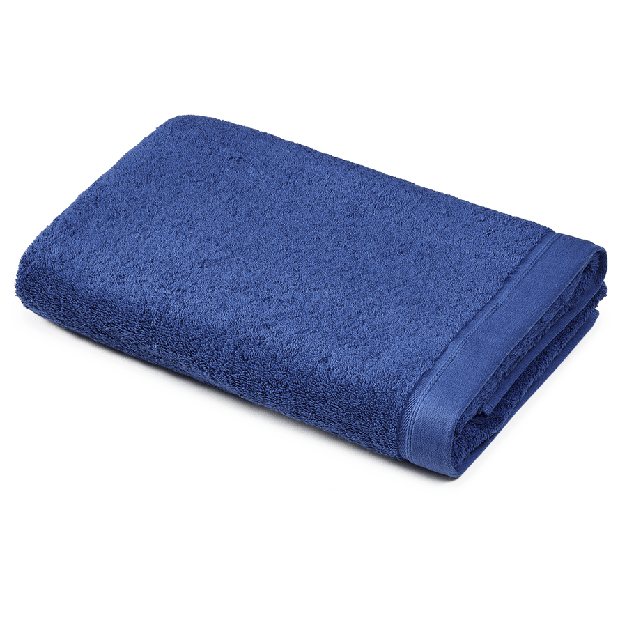 Duschtuch 70x140 cm aus Bio-Baumwolle in Marineblau – gefaltet