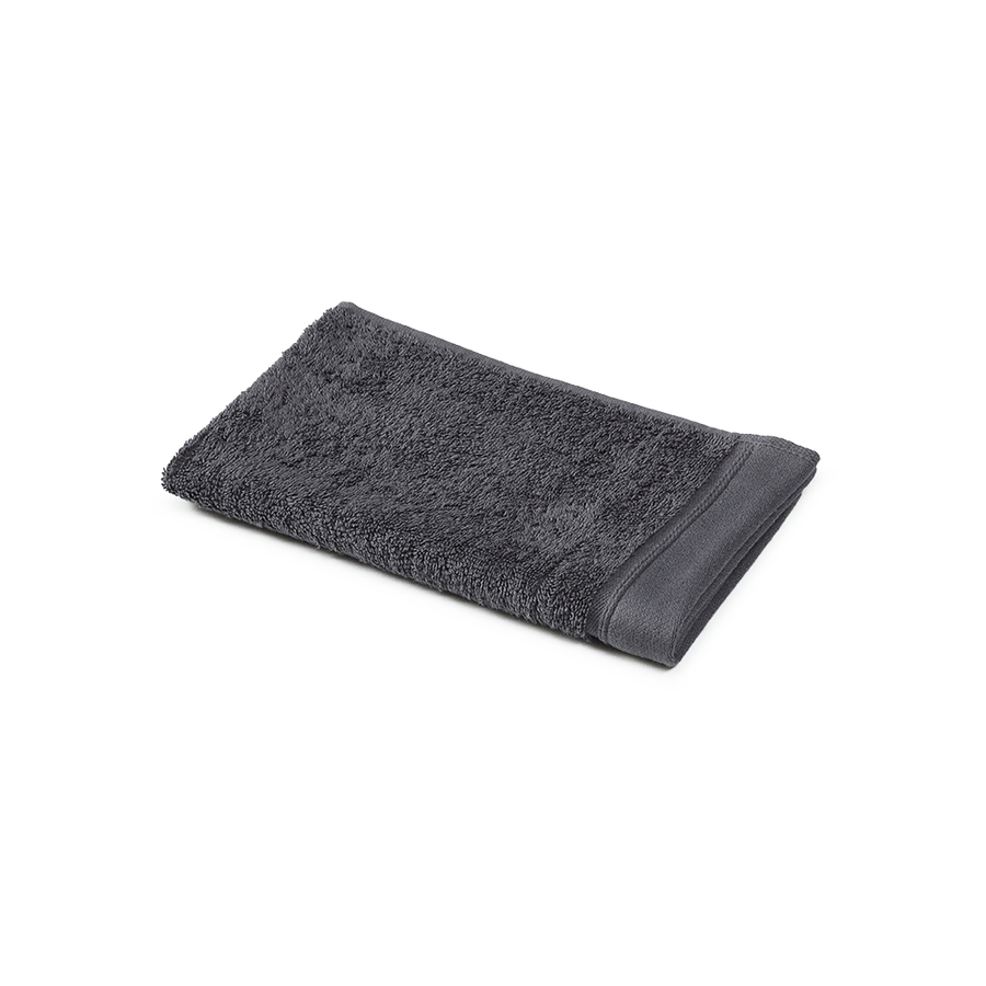 Gästehandtuch 30x50 cm aus Bio-Baumwolle in Anthrazit – gefaltet