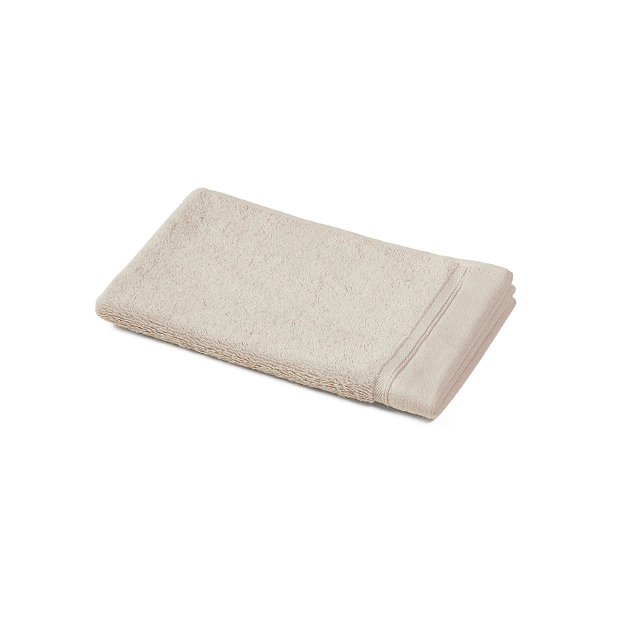 Gästehandtuch 30x50 cm aus Bio-Baumwolle in Mokka – gefaltet