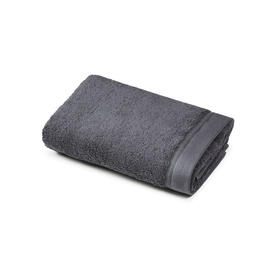 Handtuch 50x100 cm aus Bio-Baumwolle in Anthrazit – gefaltet